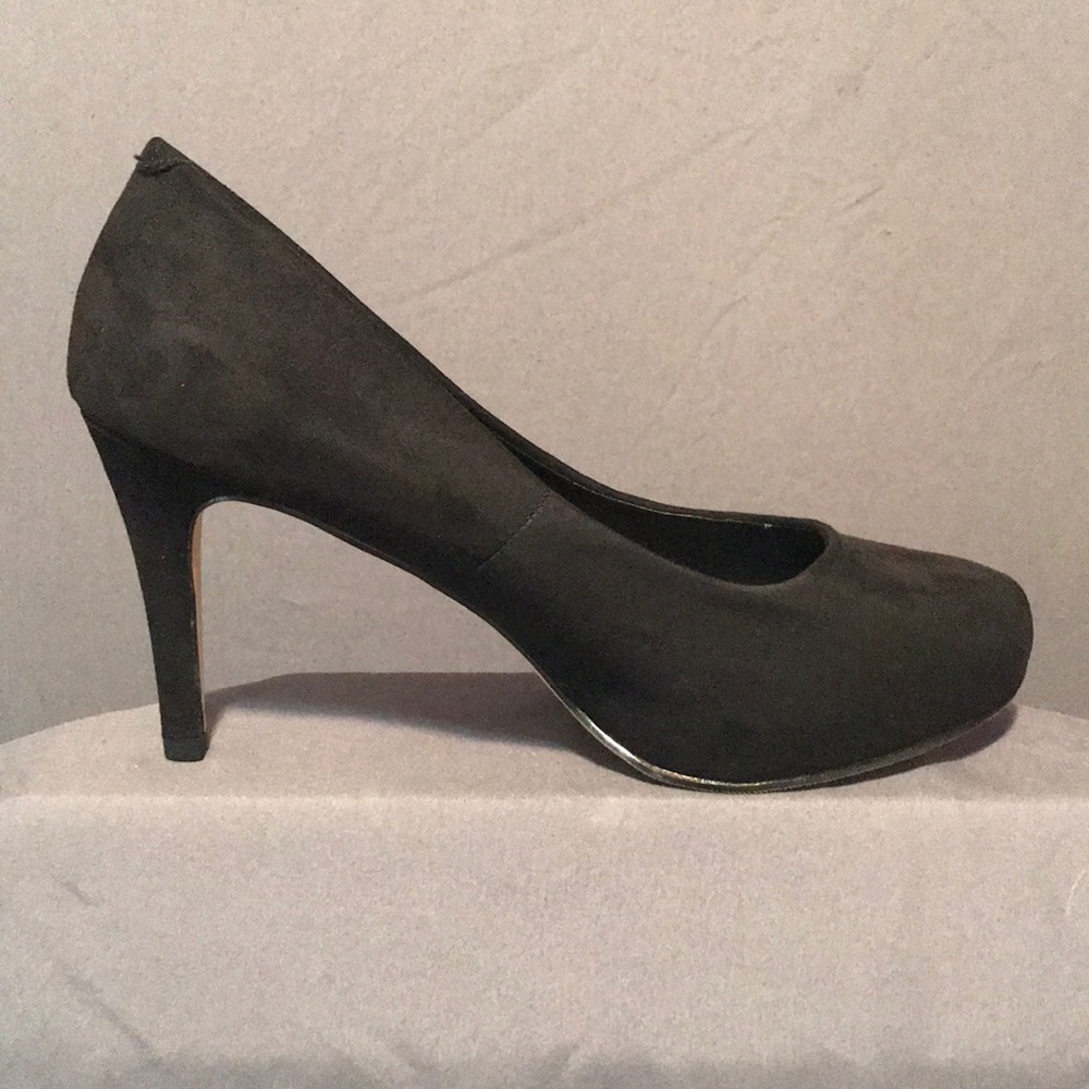 NWOT Madden Girl Black Heels